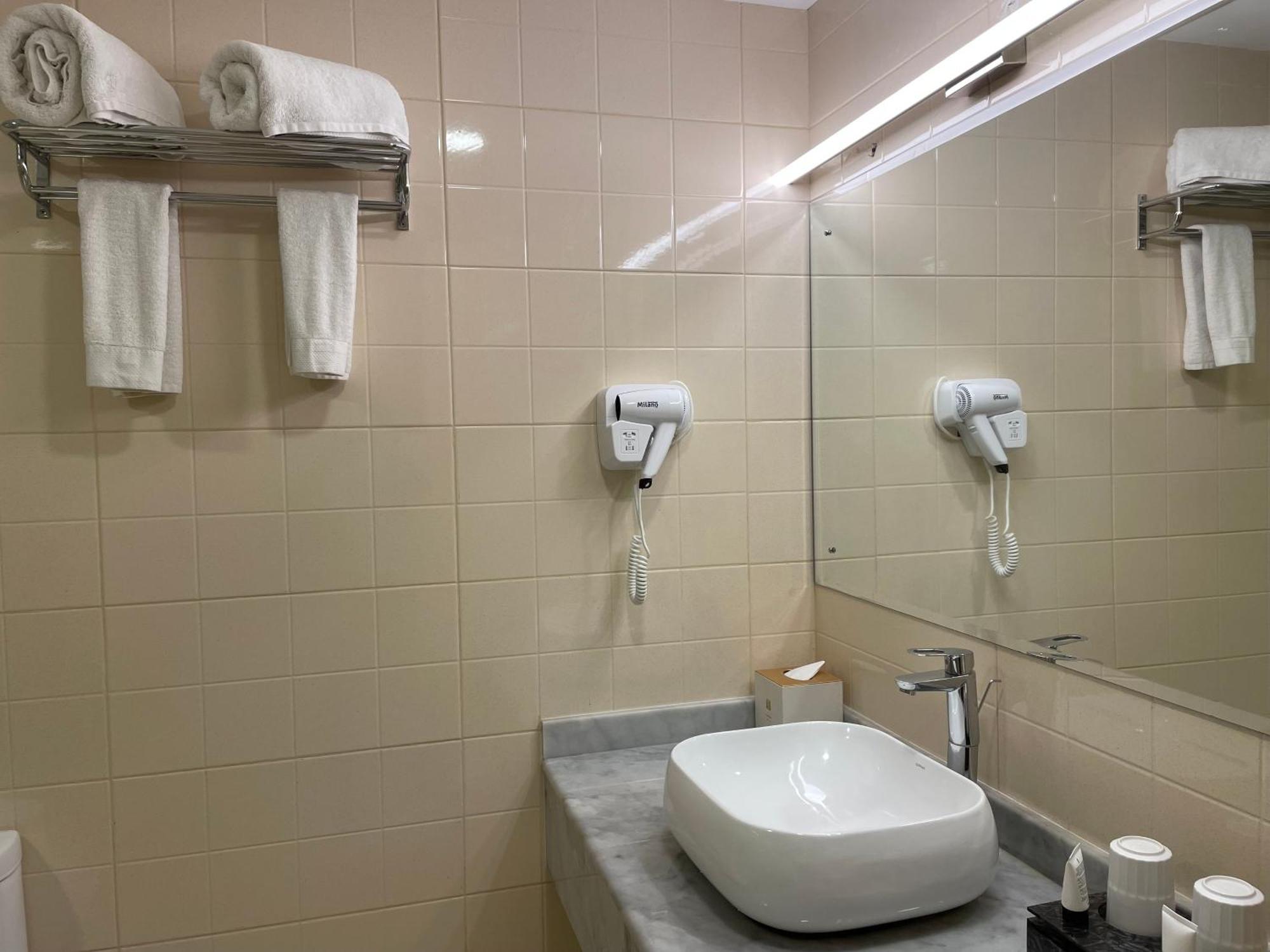Season Inn Hotel Barka Zewnętrze zdjęcie