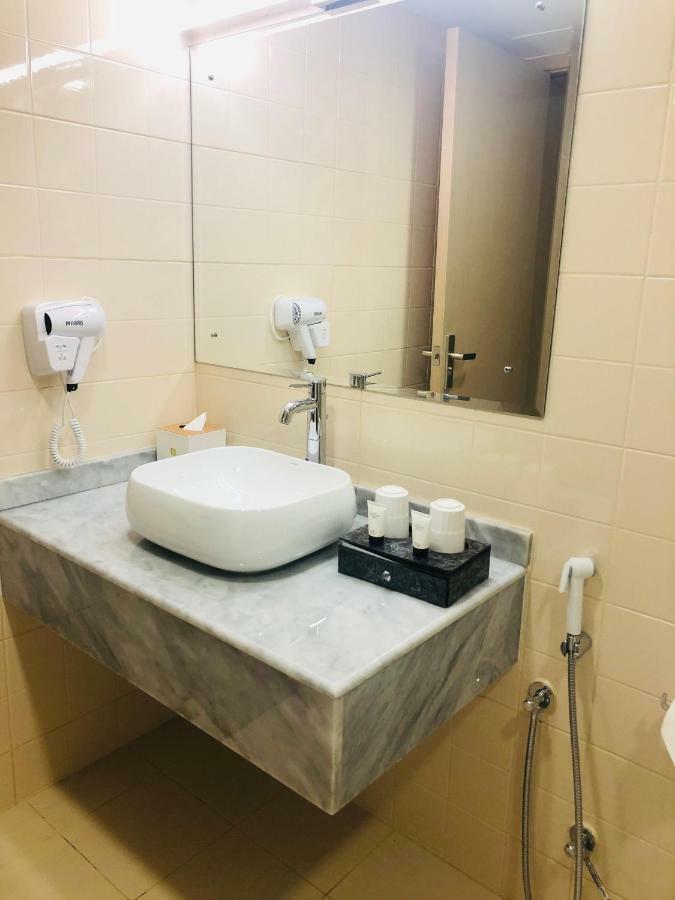 Season Inn Hotel Barka Zewnętrze zdjęcie